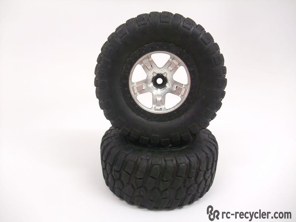 (2) Traxxas Front BFGoodrich Mud-Terrain T/A Scaler Tires & 2.2/3.0 SCT Chrome Wheels TRA5874X